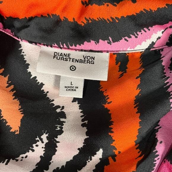 DVF x Target Satin Pajama Set L Tiger Stripe Button Shirt Shorts Silky Lounge - Picture 8 of 10